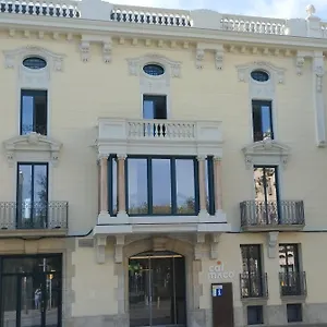 Cal Maco I Centre De Visitants Hostel Igualada